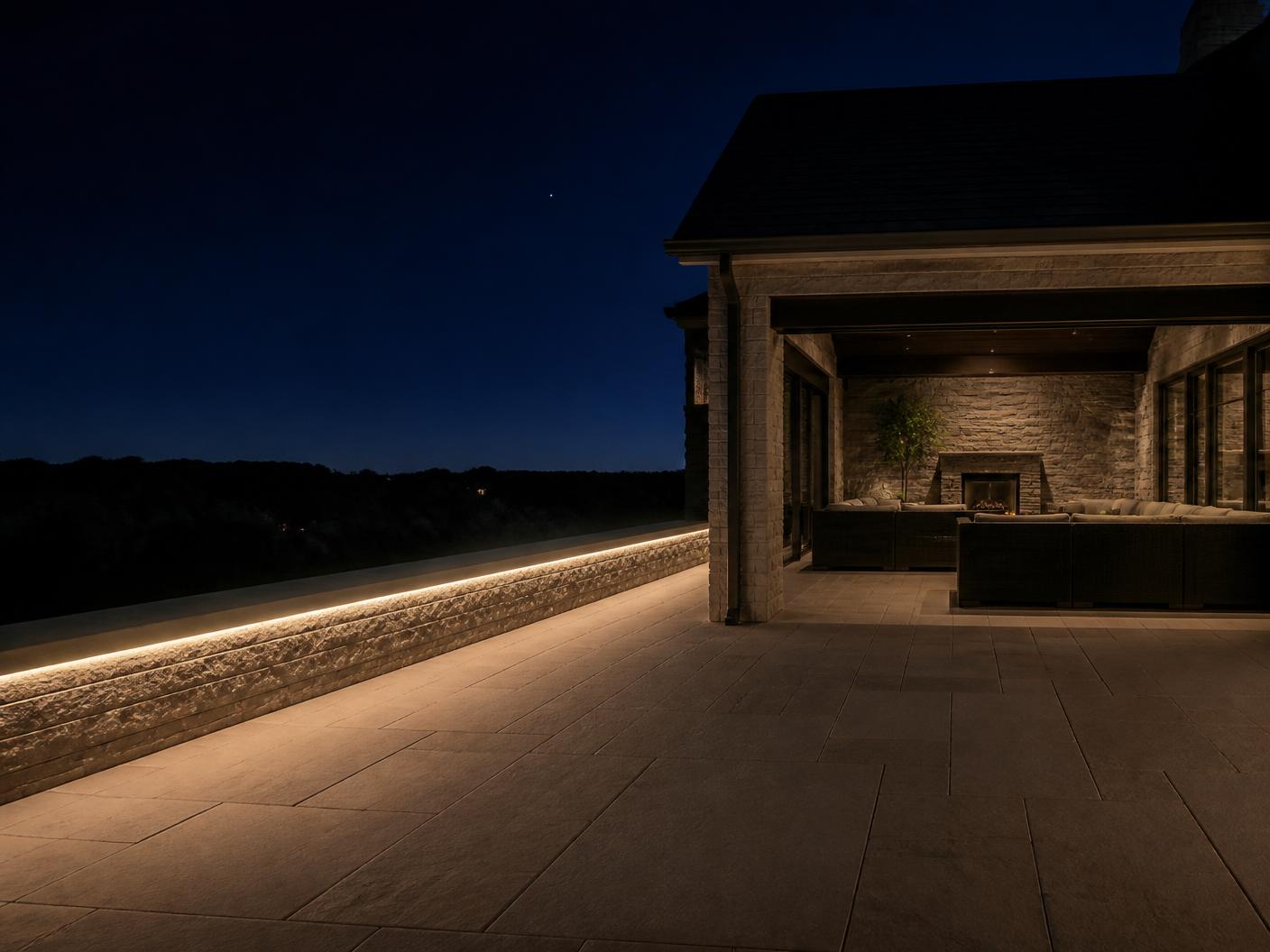 Outdoor Living — architectural LED strip lighting, image 2
