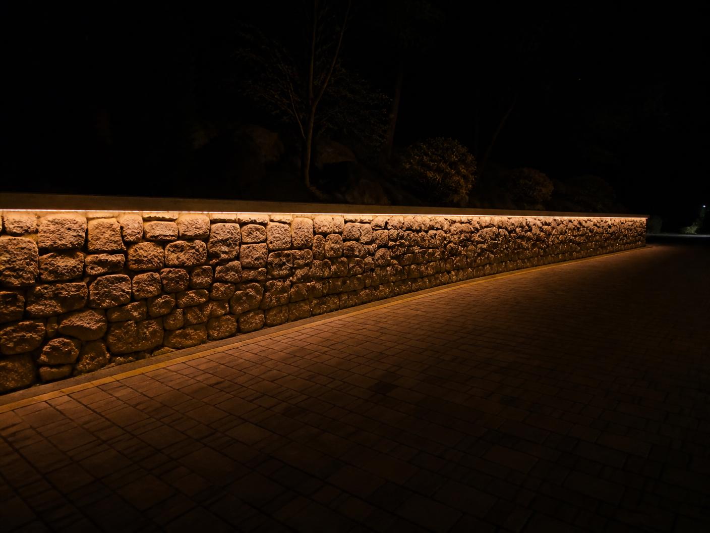 Driveways & Hardscapes — architectural LED strip lighting, image 4